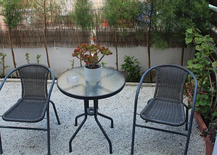 Estia Luxury Maisonette 파포스