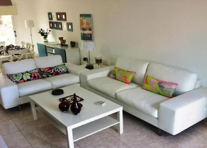 Estia Luxury Maisonette * 파포스